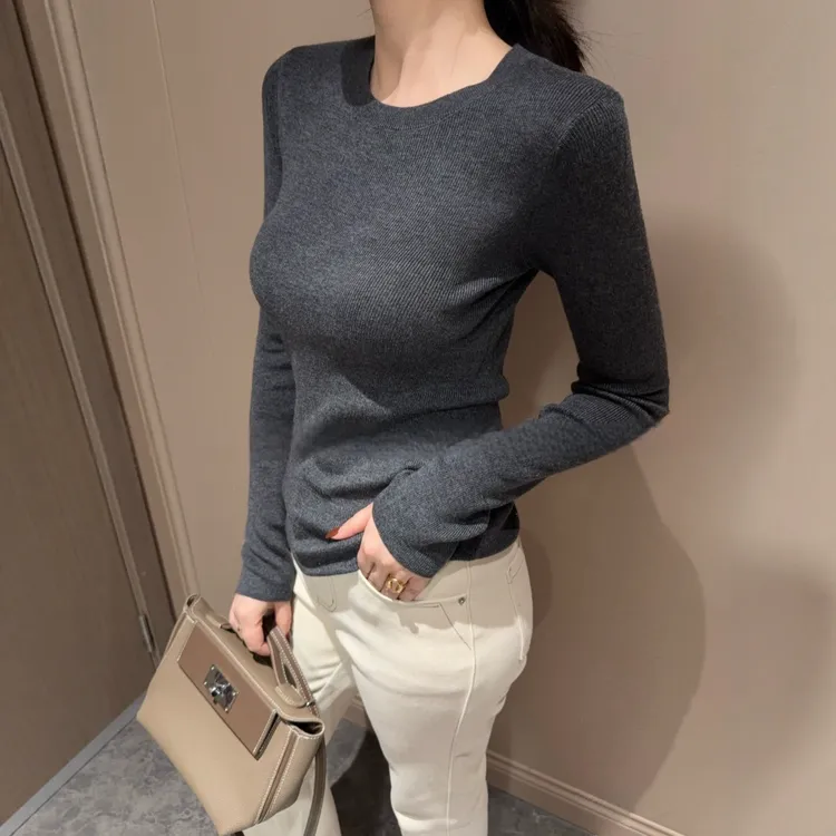 新款2025秋冬羊毛圆领修身打底衫女高级灰色简约内搭长袖针织上衣