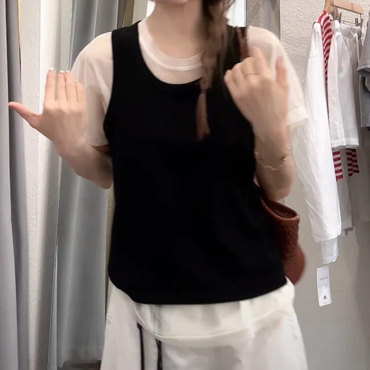 设计感十足穿搭显瘦短袖两件套女2025年夏季新款时尚百搭圆领上衣