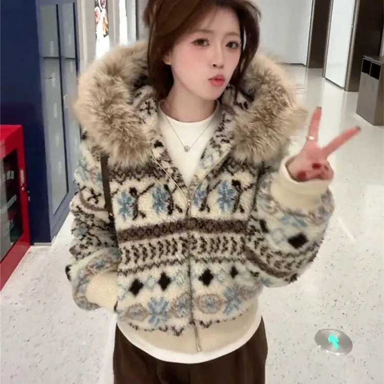 短款巨好看费尔岛羊羔毛外套女2026新款小个子加厚夹棉高级感上衣