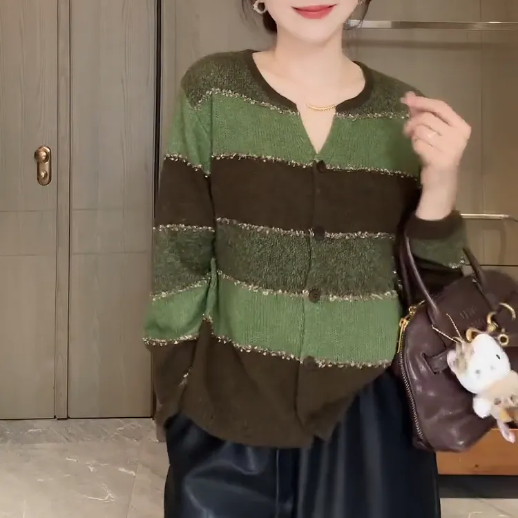 【枫糖秋日】秋冬氛围感拉满气质针织开衫条纹软糯毛衣女LK2506690