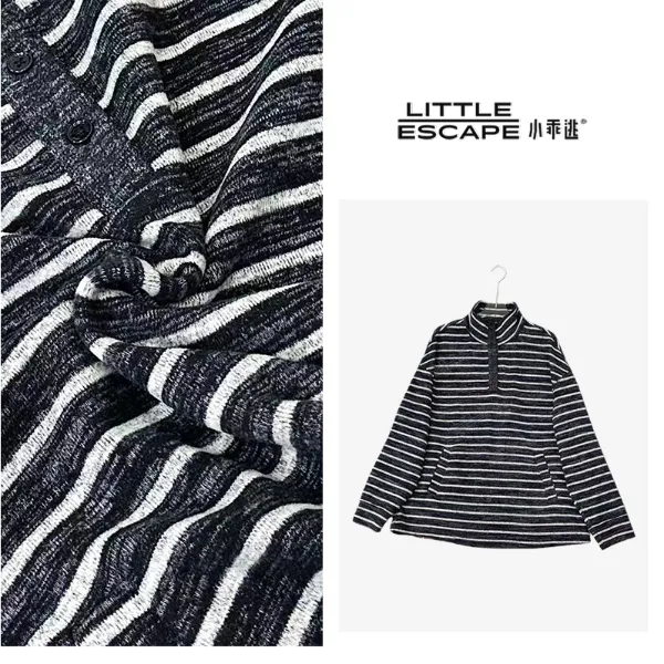 小乖逃休闲藏蓝黑白条纹T恤长袖休闲高领打底潮流百搭M9673
