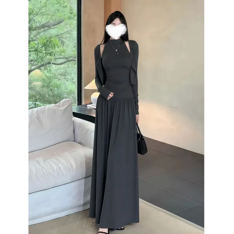 半高领褶皱修身上衣搭配开衫+高腰A摆半裙三件套装