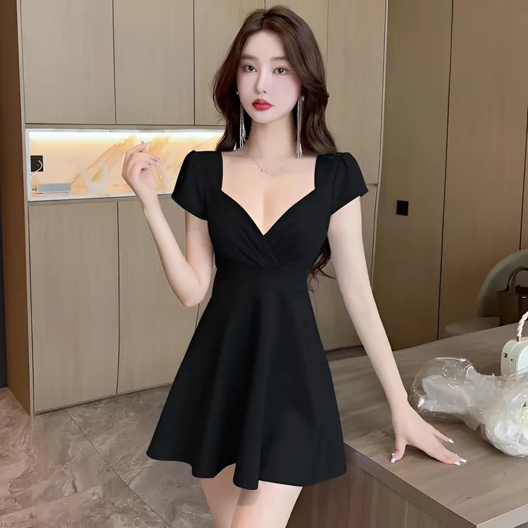 店性感V领低胸露背连衣裙女夏夜场新款辣妹收腰显瘦简约A字短裙