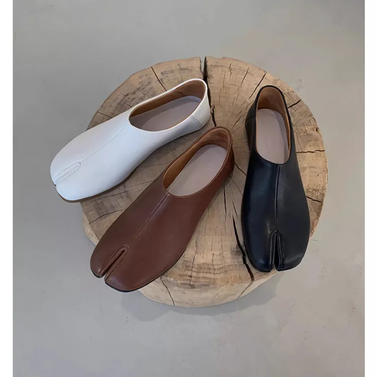 SIS PENG 英伦风套脚复古分趾鞋平底猪蹄单鞋女一脚蹬懒人鞋