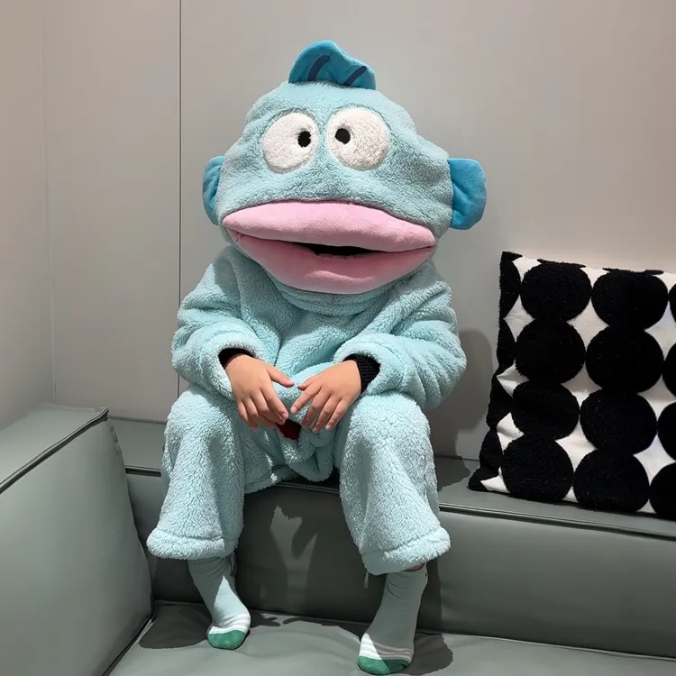 儿童丑鱼连体睡衣秋冬季珊瑚绒加厚连帽搞怪睡袍亲子大嘴鱼家居服