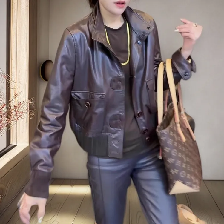 秋季新款宽松遮肉显瘦百搭通勤耐脏简约大兜设计感纽扣皮衣外套