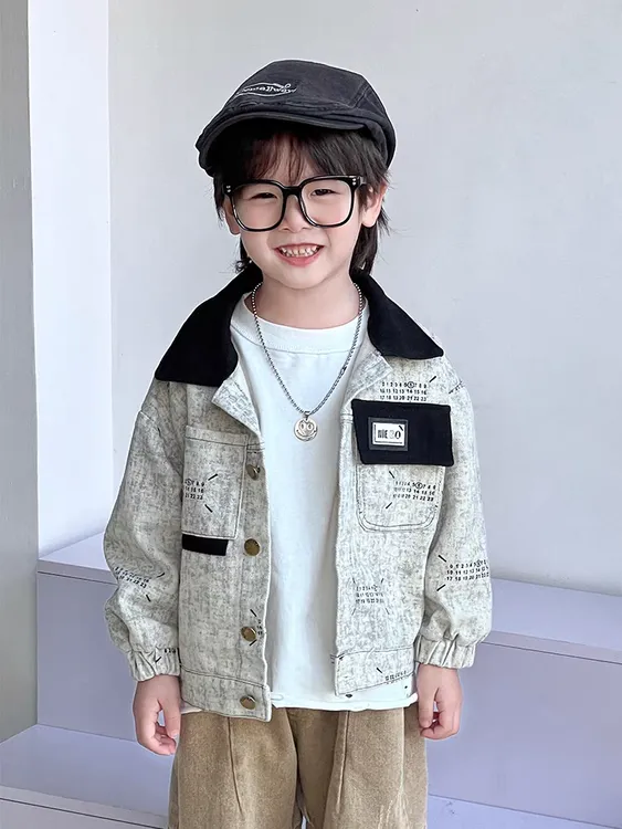 男童外套春秋款2025新款痞帅时髦男孩夹克衫儿童春季洋气衬衫上衣