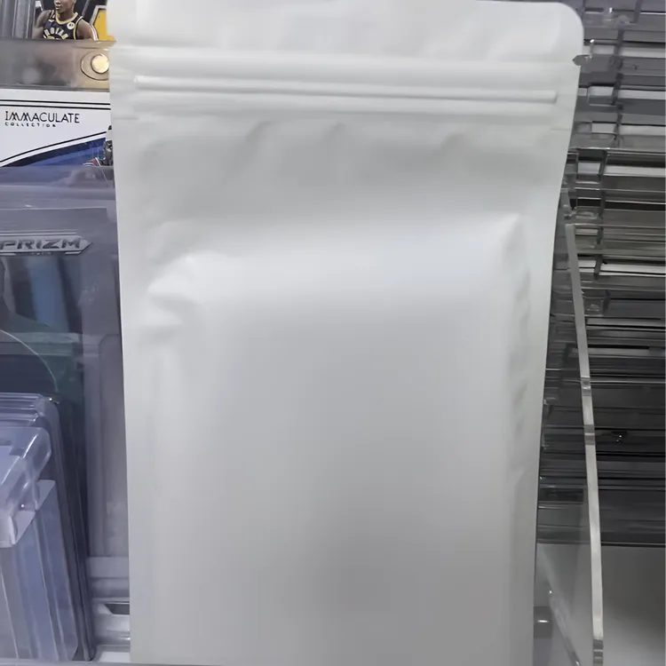 base小白包，下单默认代拆默认卡夹发货，未成年禁止付款