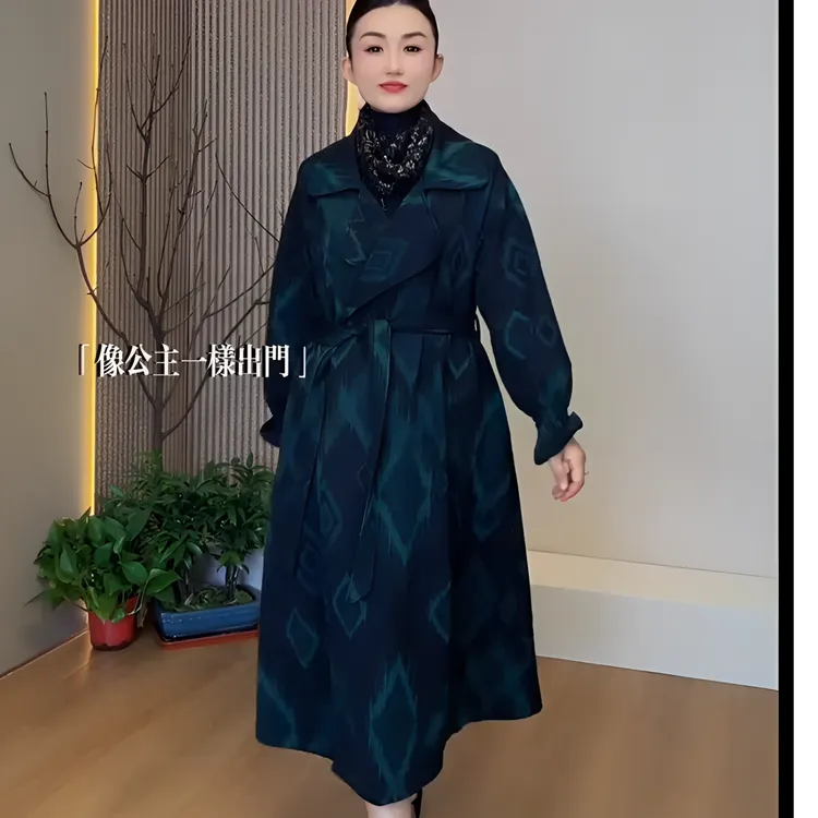 80120阔太太高贵风衣外套款新款大码显瘦高级感收腰系带长款大衣