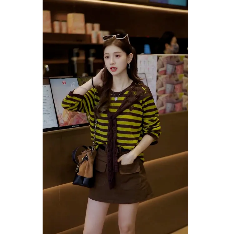 2025早秋新款撞色条纹针织圆领长袖上衣带披肩+显瘦A字工装裙套装