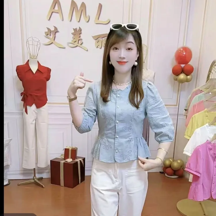 时尚休闲镂空七分袖衬衫女2025初秋新款洋气显瘦宽松遮肚百搭上衣