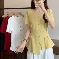 胖MM4店 D25047高级感正肩短袖T恤夏季修身收腰显瘦V领上衣