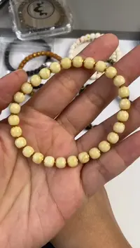 18K金镶嵌蜜蜡手串蜜蜡手串