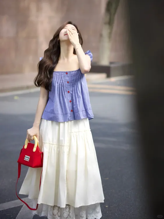 2025夏季新款韩系穿搭高级感蓝色压褶无袖上衣搭配半身裙两件套女