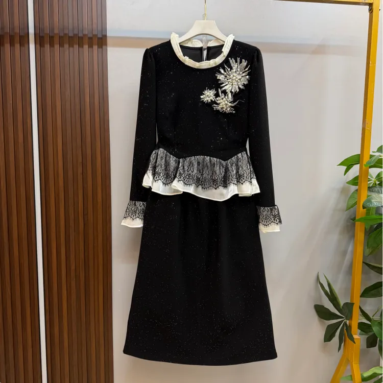 新款大码女装时尚洋气轻奢蕾丝边亮闪闪上衣十半身裙两件套套装