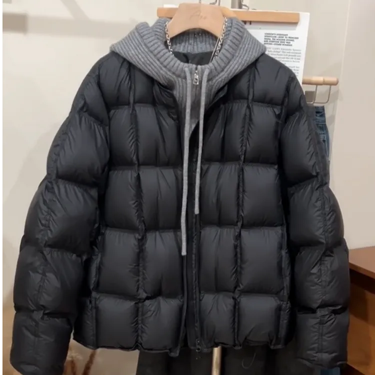 2025冬季设计感针织拼接假两件羽绒服女连帽白鸭绒宽松保暖外套