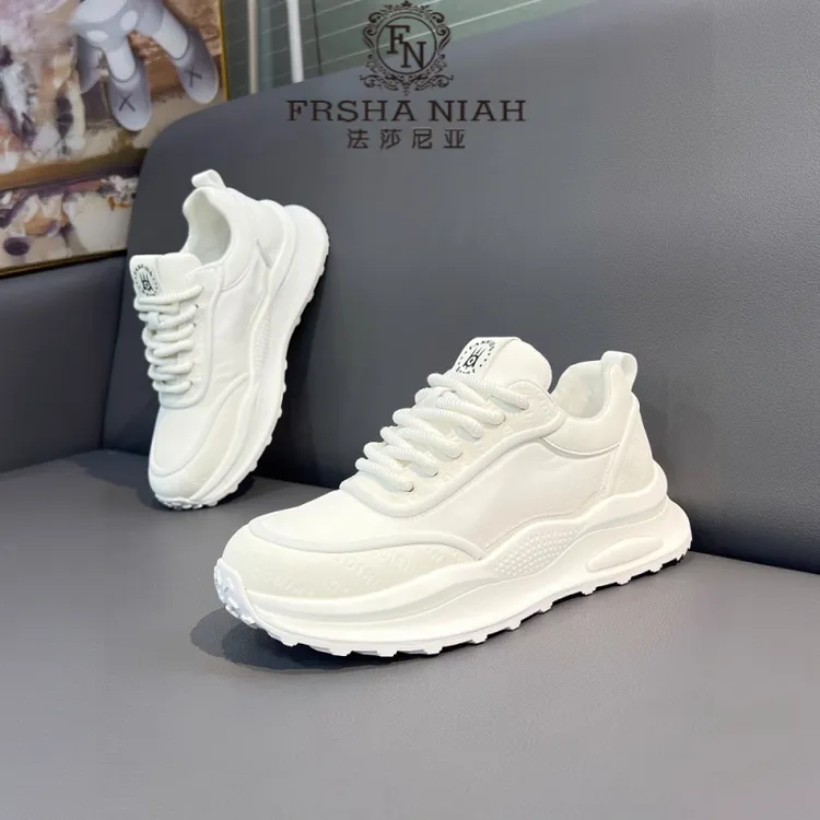 法莎尼亚显瘦增高老爹鞋秋季爆款低帮软底舒适板鞋明星同款运动鞋
