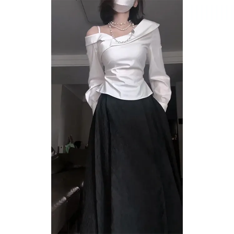 2025早秋新款法式设计感露肩吊带长袖衬衫上衣气质高腰显瘦半身裙