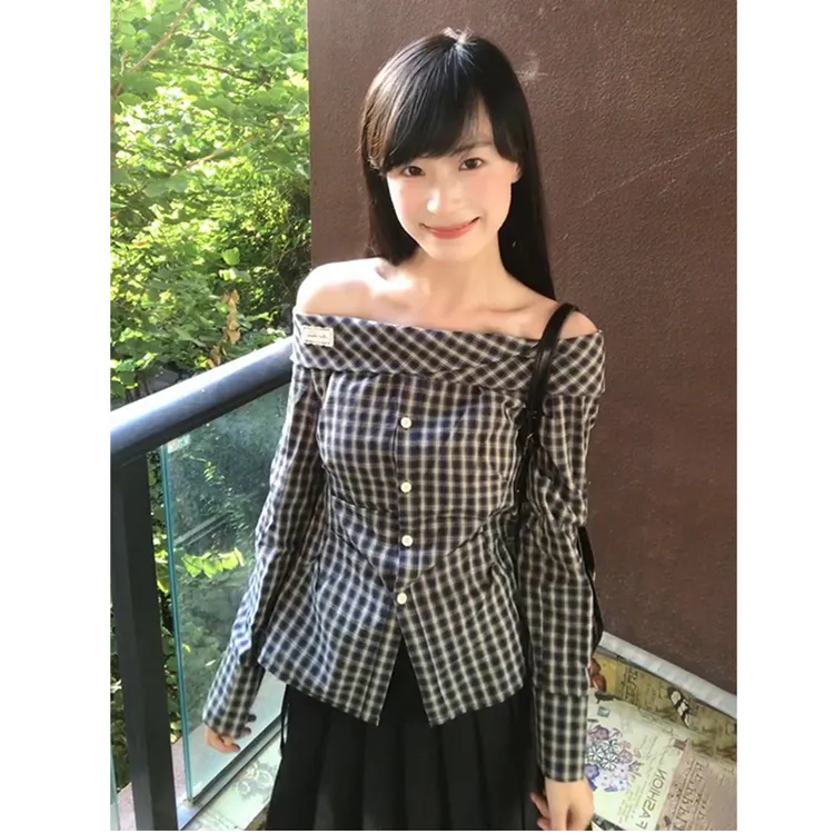韩系学院风一字肩掐腰暗长袖格纹衬衫上衣+百褶半身裙两件套装