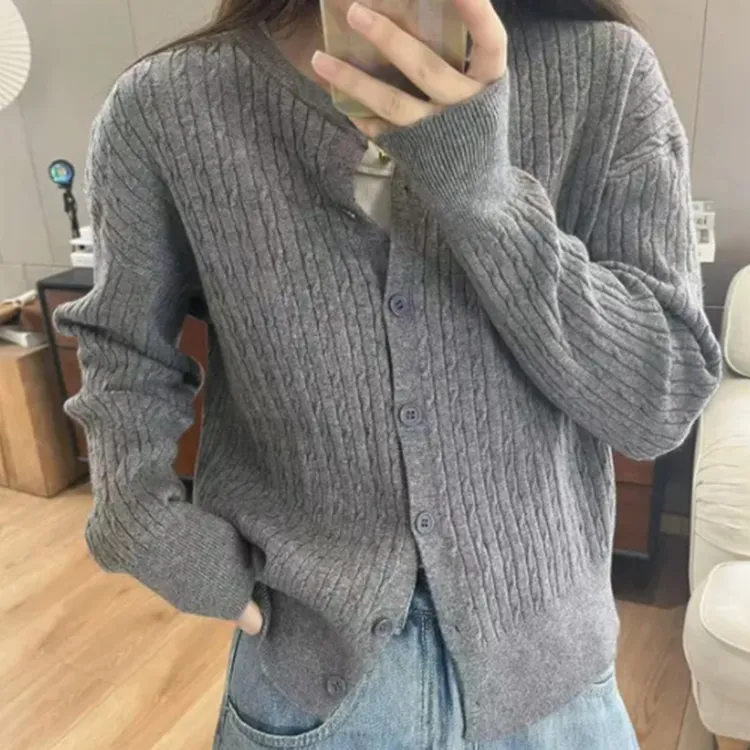 【大码】【现货】81126大码女装刺绣针织衫开衫短外套外搭长袖