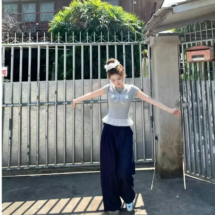 2025春季新款时尚打底T恤气质显瘦蝴蝶设计蕾丝边洋气休闲上衣女