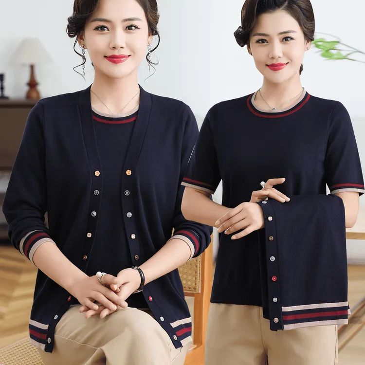 2025新款妈妈春装针织小衫套装洋气上衣外套两件套中老年时尚女装