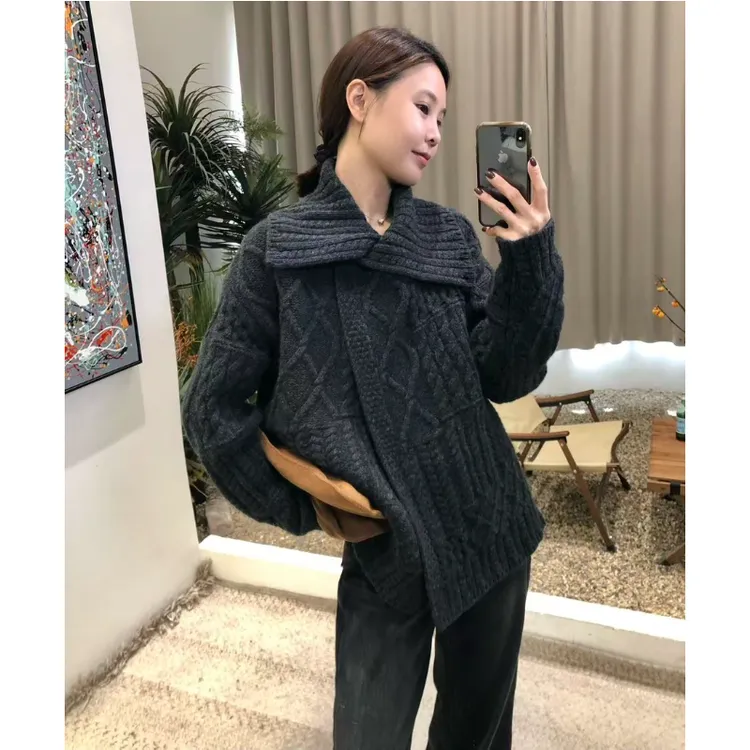 厚款复古麻花针织开衫设计感2025小众慵懒风毛衣外套