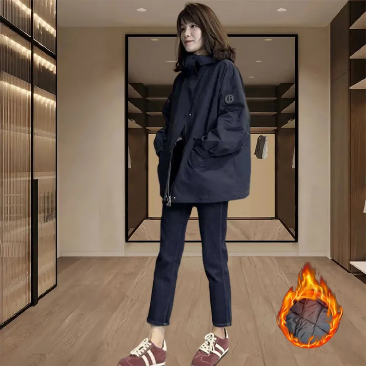 保暖加厚夹棉女2025年秋冬季新款时尚别致超好看连帽中长款外套潮