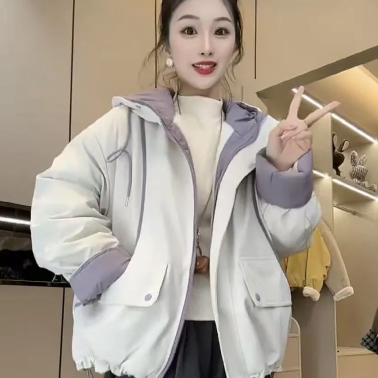 连帽拼色冬季保暖女常规款短外套加厚潮流加绒秋冬