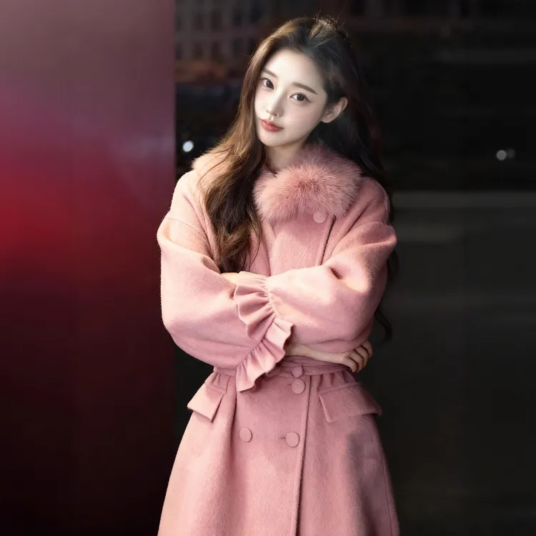 千金感粉色毛毛领呢子大衣女冬季新款小个子高级感中长款毛呢外套