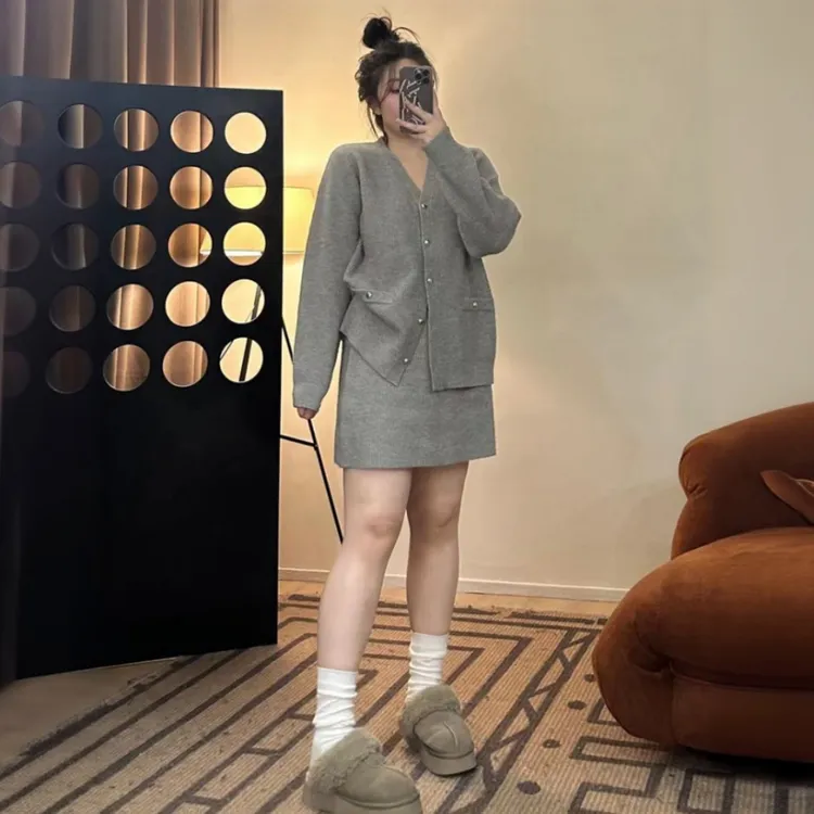 大码针织毛衣半身裙巨显瘦休闲时髦套装女胖mm遮肉秋装搭配一整套