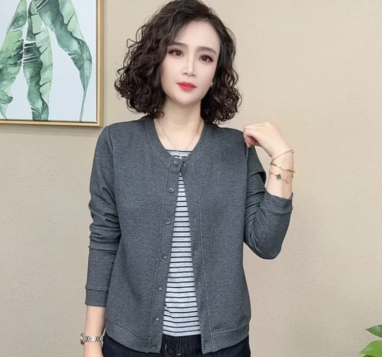 2025秋季新品气质条纹拼接宽松显瘦洋气假两件女士上衣#495827