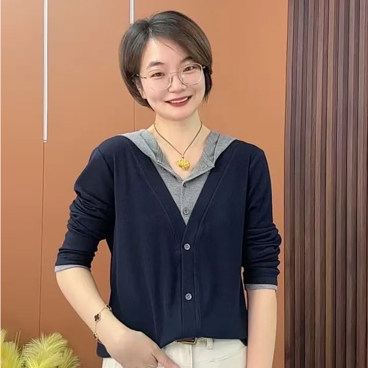 时尚拼色连帽设计显瘦百搭卫衣春秋上衣女士长袖洋气休闲韩版Q905