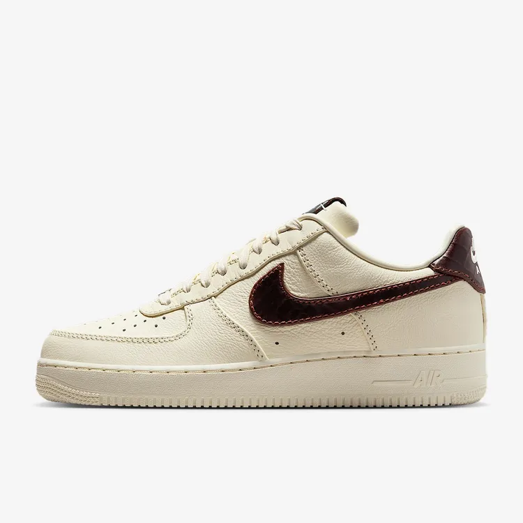 耐克-AIR FORCE 1空军一号男子胶底运动鞋秋新款IH7332-001
