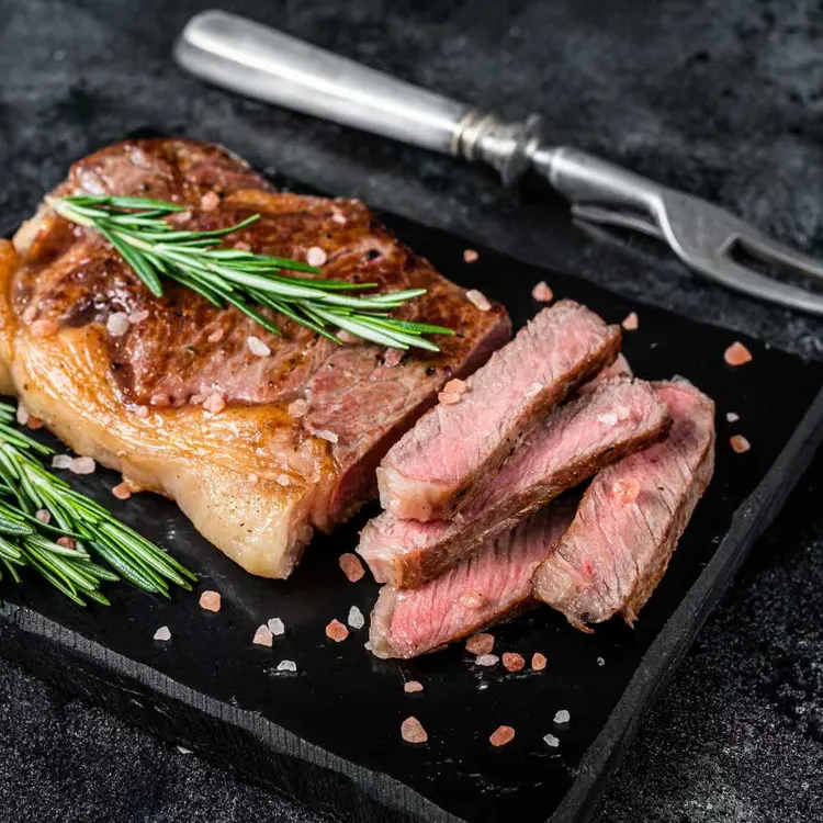 整切牛排低温慢煮牛排澳洲进口安格斯谷饲雪花牛排儿童
