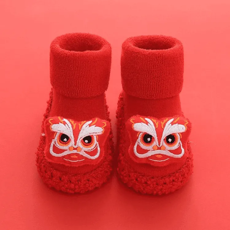 红色婴儿鞋子秋冬季男女童小月龄婴幼儿宝宝喜庆加厚满月百天鞋袜