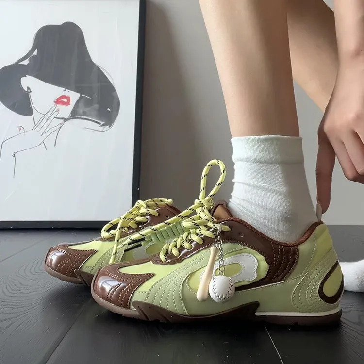 小众赛车鞋内增高德训鞋子女2025新款爆款网面透气休闲轻便运动鞋