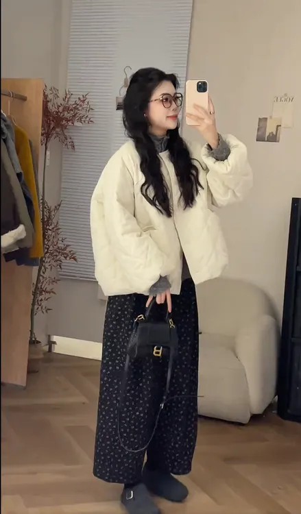 黑白黄短款菱格小香风压褶棉服2025新款冬小个子巨好看棉衣厚外套