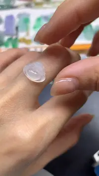 定制翡翠未镶嵌翡翠多样性发