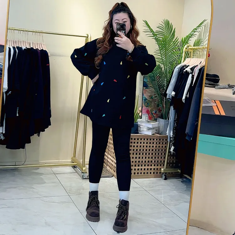 刺绣爱心宽松大衫女 大码欧货显瘦洋气时尚休闲韩版秋冬女装