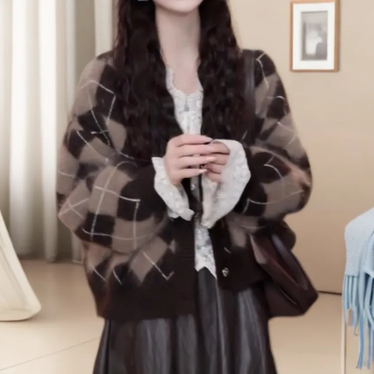 加厚气质菱格针织开衫女装2025秋冬新款休闲上衣软糯宽松毛衣