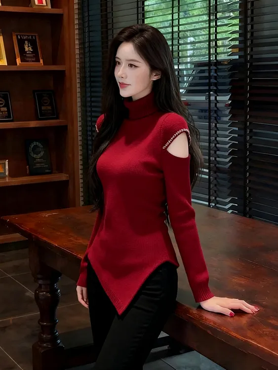 法式半高领修身针织衫2025冬季洋气设计感打底衫不规则红色毛衣女