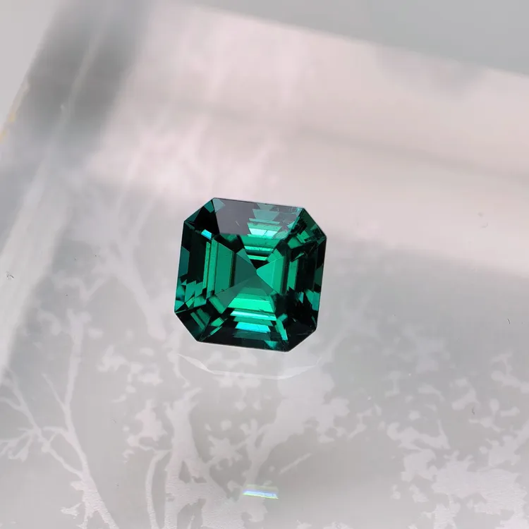 4.24ct吉尔德VB评级天然无烧拉贡碧玺