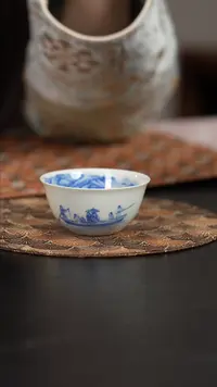 【闪购商品】杯恒垣山房青花萧湘图