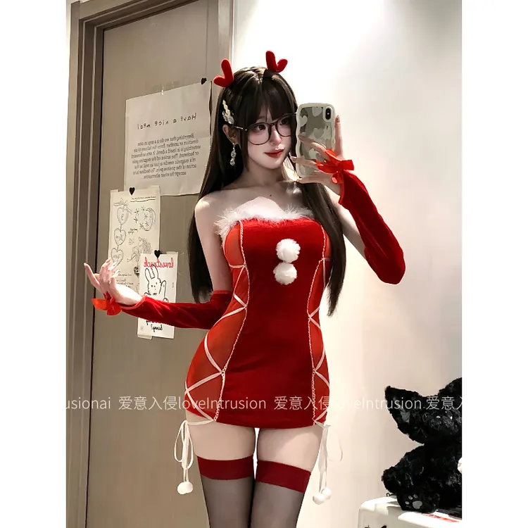 爱意入侵：小鹿乱撞！圣诞新年辣妹纯欲风连衣裙氛围感红色网纱拼接