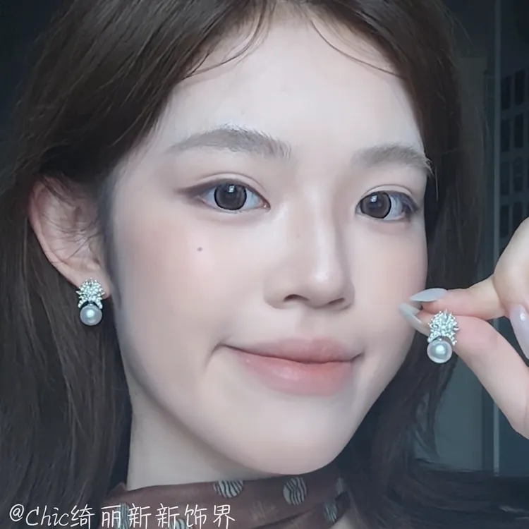 锌合金锆石耳饰 冰雪女王皇冠耳钉2025新款爆款气质珍珠耳环满钻