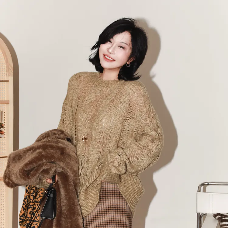 PENNYPENG 北平之秋 冬季新款复古绞花圆领宽松丝羊绒羊毛套头衫