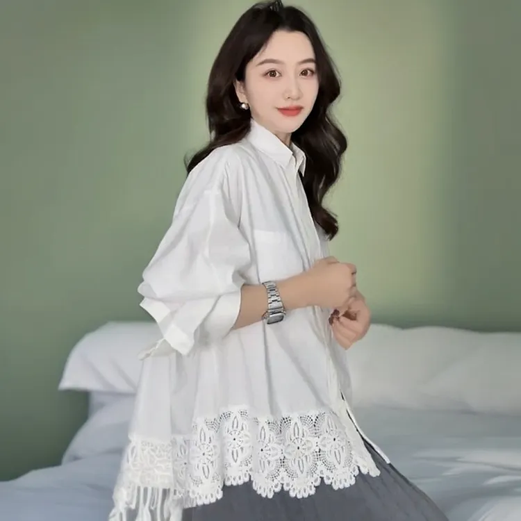 2025年春装新款法式小香风镂空蕾丝衬衫女设计感小众洋气时尚衬衣