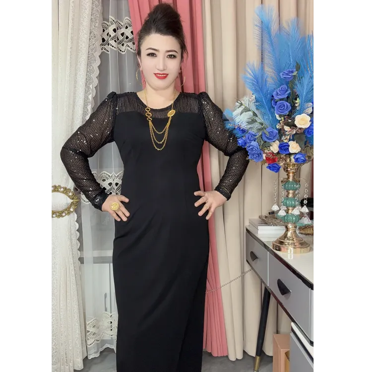 新款时尚显瘦连衣裙