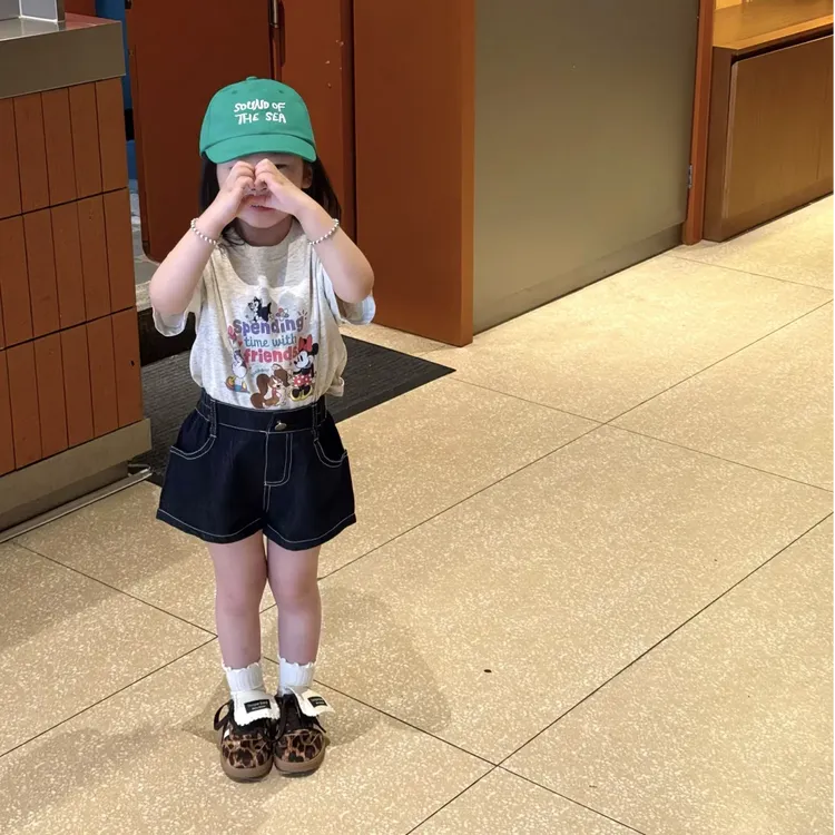 壹妈韩版童装女童夏装新款卡通上衣百搭时尚短袖搭牛仔短裤套装